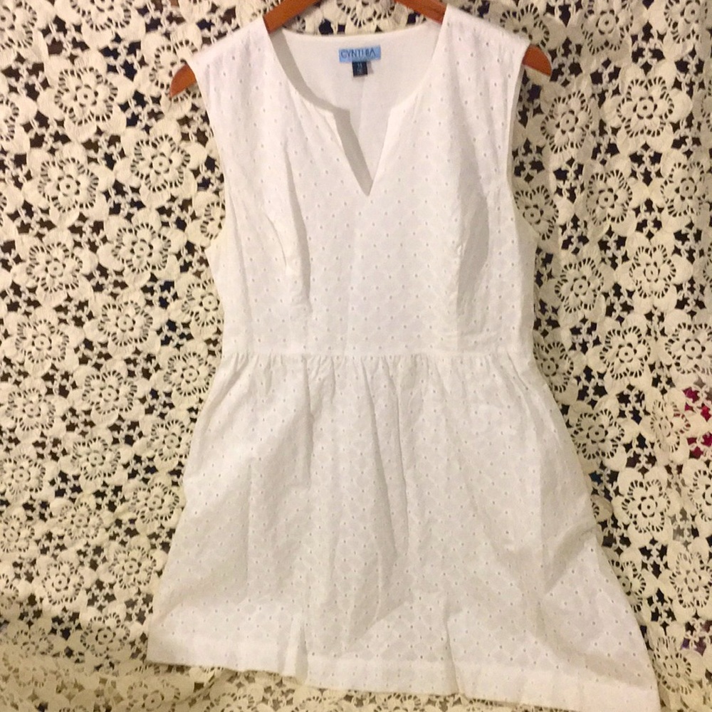 Women’s dress